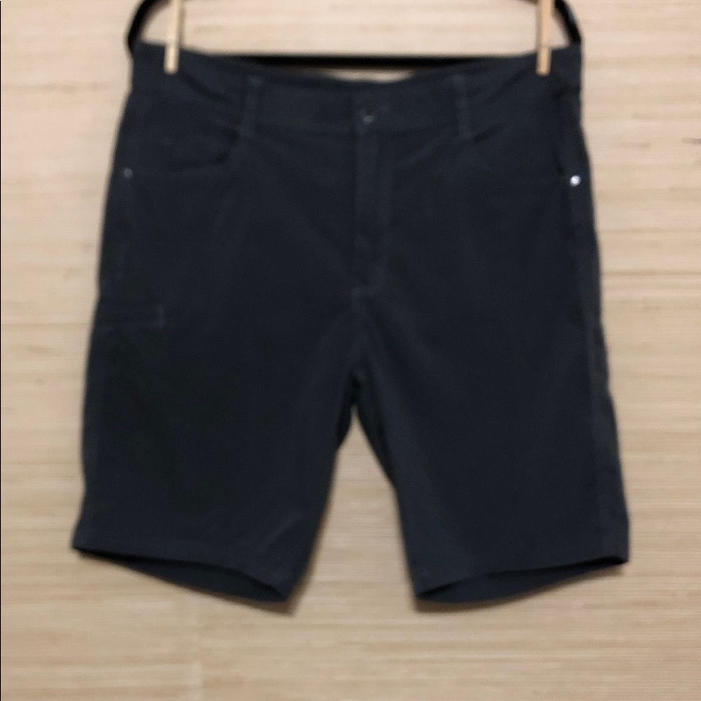 Hawke & Co Men's Dark Gray Flat Front Cargo Shorts size 32